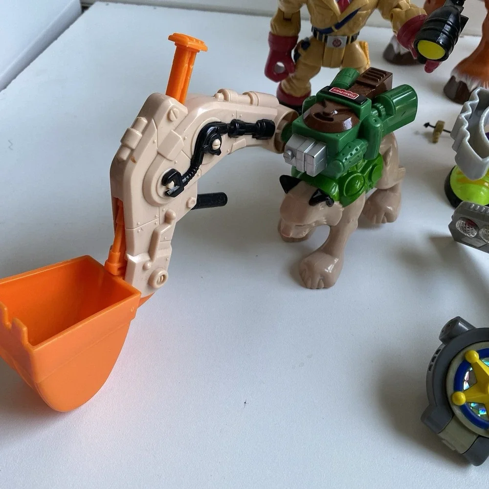 Lot of 5 Fisher Price Mattel Rescue Heroes Plus Accessories Animals Vintage Hero